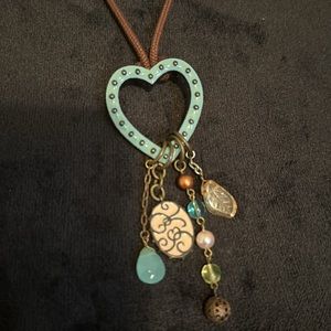 💖BOHO leather choker necklace with charms.